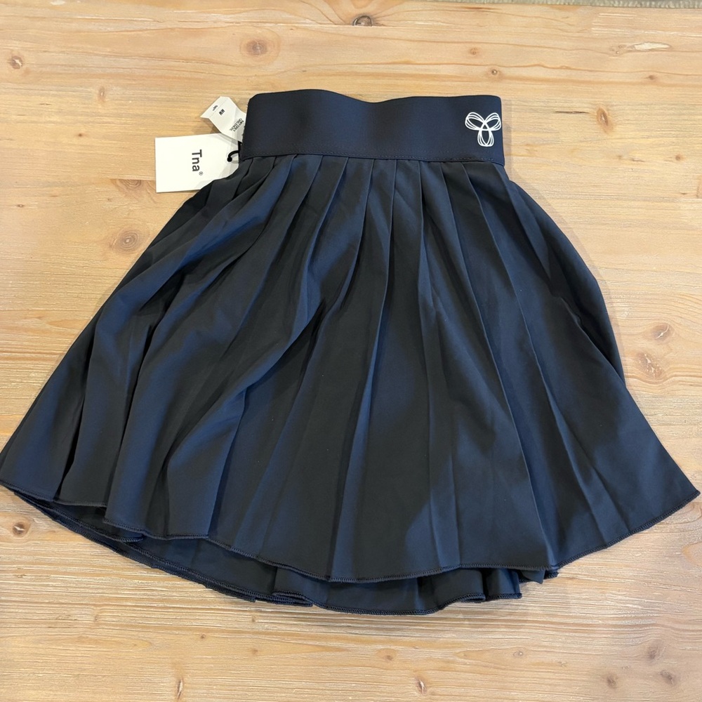 Aritzia TNA Tennis Skirt INK GREY - Picture 4 of 7